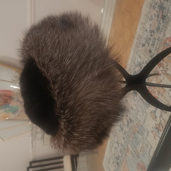 Genuine Mink & Fox Trim Fur Hat - Picture 9 of 13